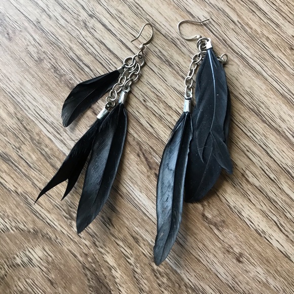 The Beautiful Black Pieces - Picture 11 of 13